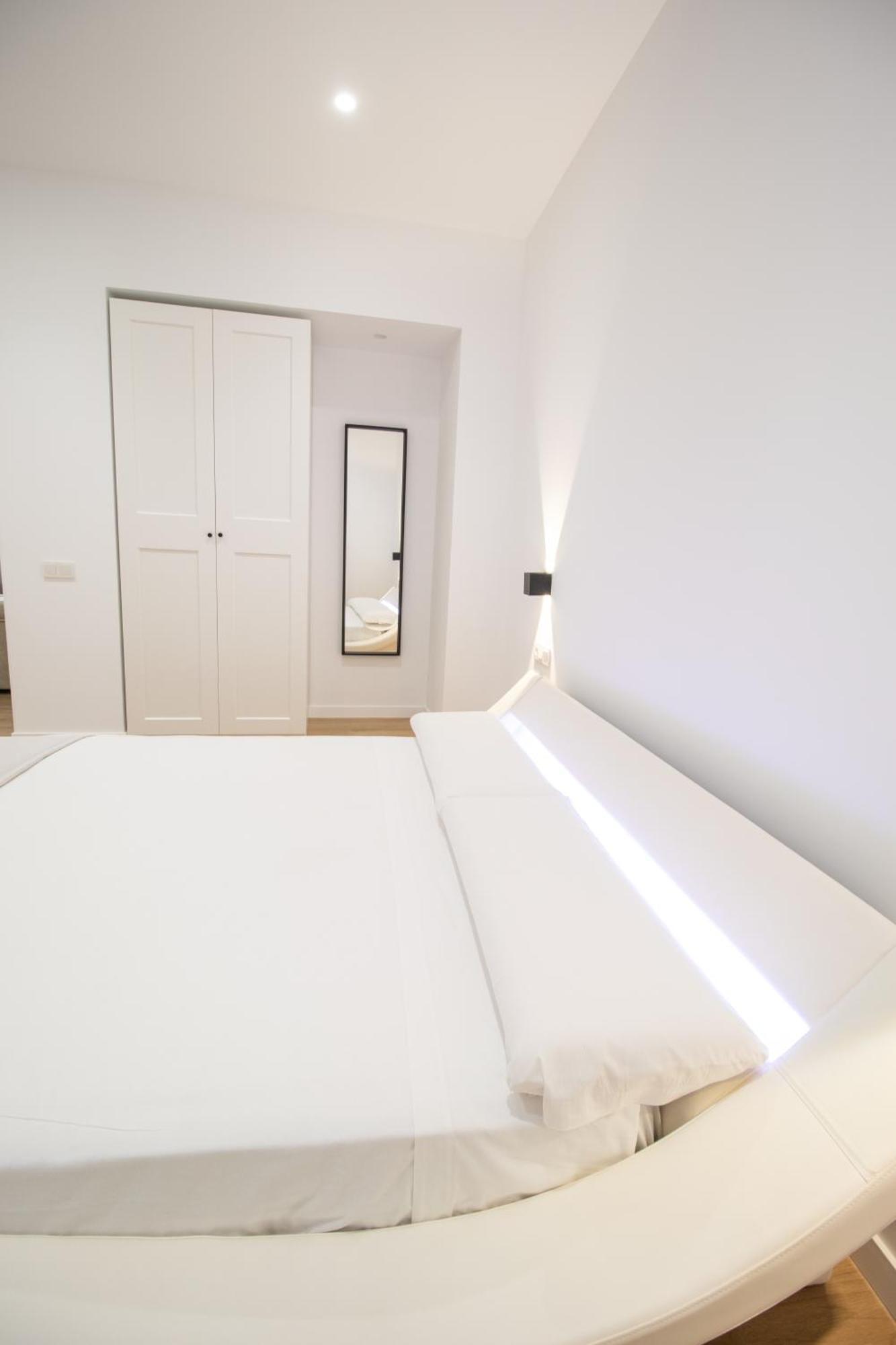 Bedtime Suites By Concept Flats Valencia Buitenkant foto