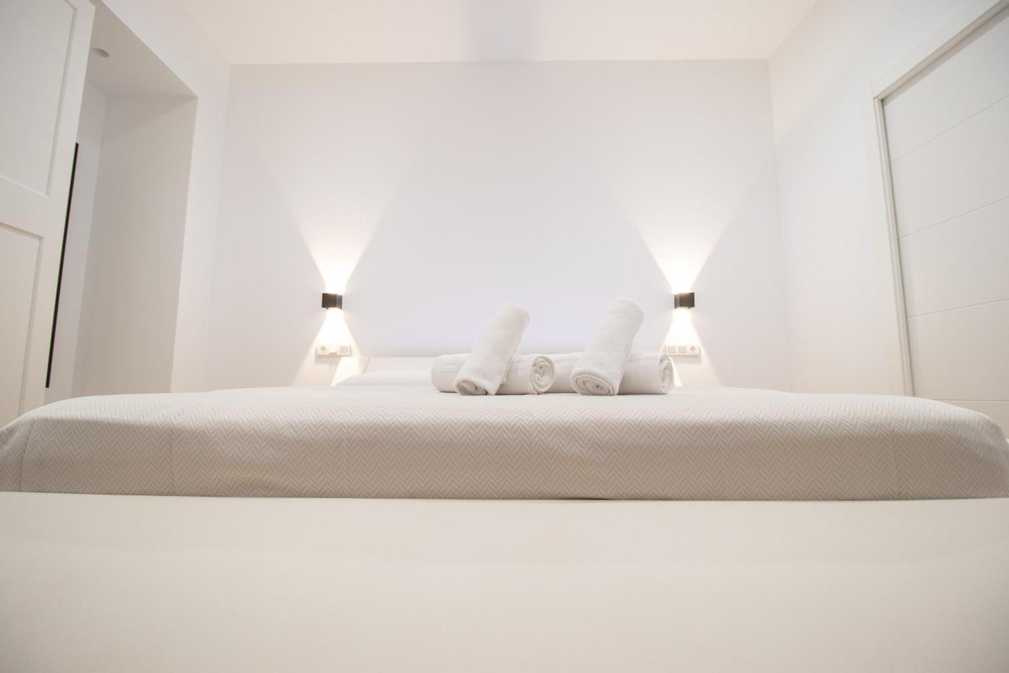 Bedtime Suites By Concept Flats Valencia Buitenkant foto